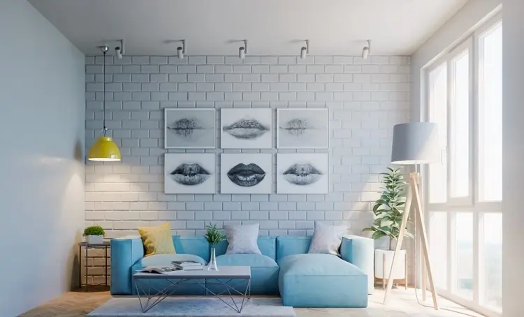 مبلمان با رنگ‌های ملایم در خانه‌ی کوچک