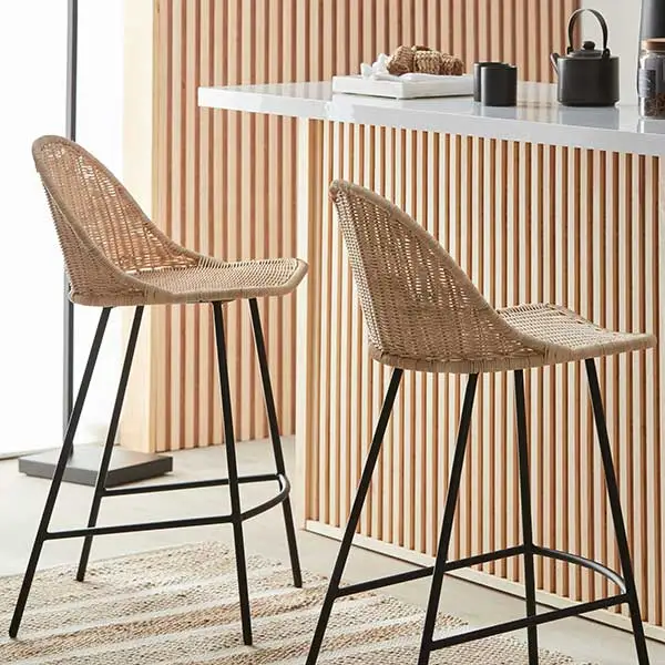 آشنایی با انواع صندلی‌های کانتر