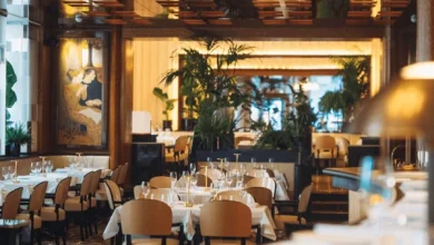 رستوران هتل پلازا در فرانسه