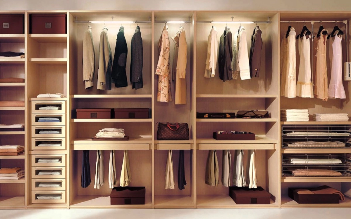 باید و نبایدهای طراحی اتاق لباس 1 طراحی اتاق لباس