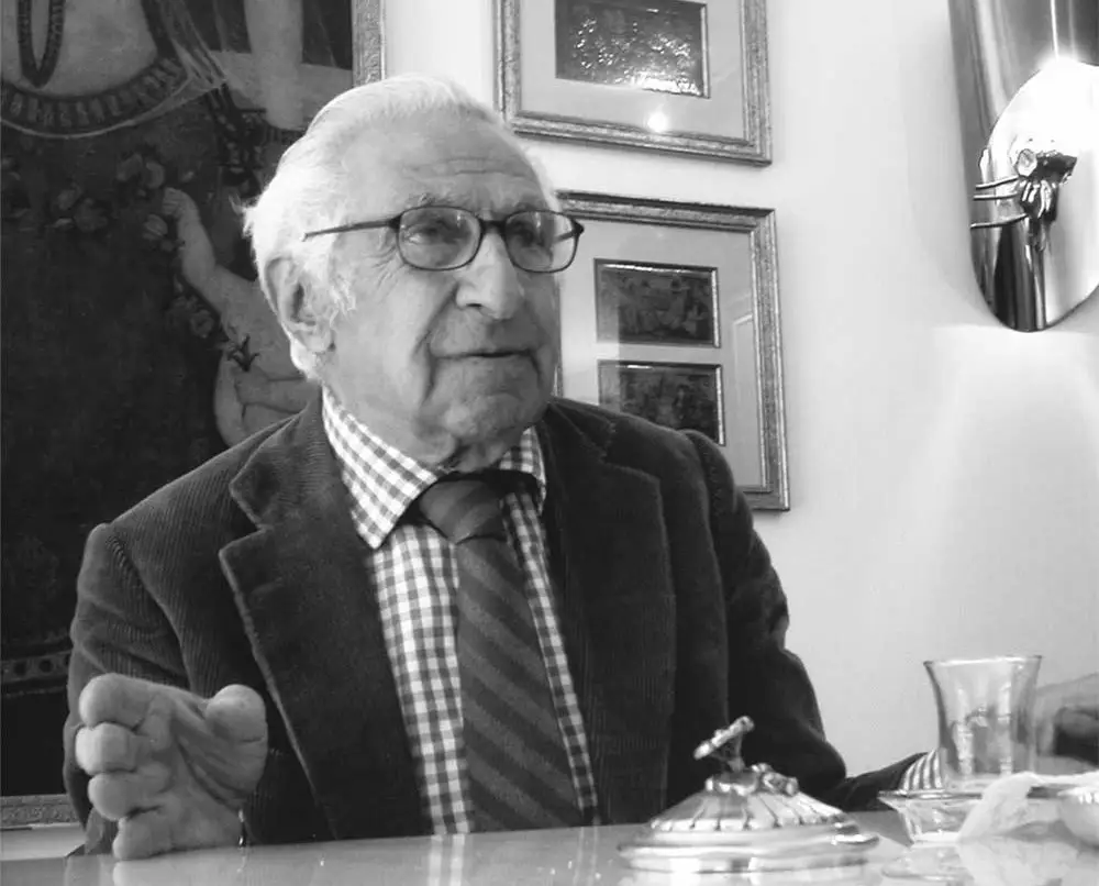 عبدالعزیز فرمانفرمائیان، معمار معاصر ایرانی