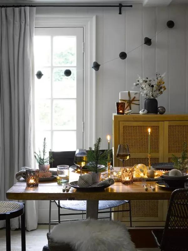 تزیین میز و فضای سفره برای کریسمس