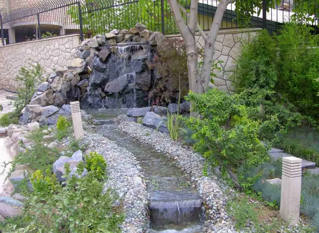 ایجاد آبنما یا حوضچه