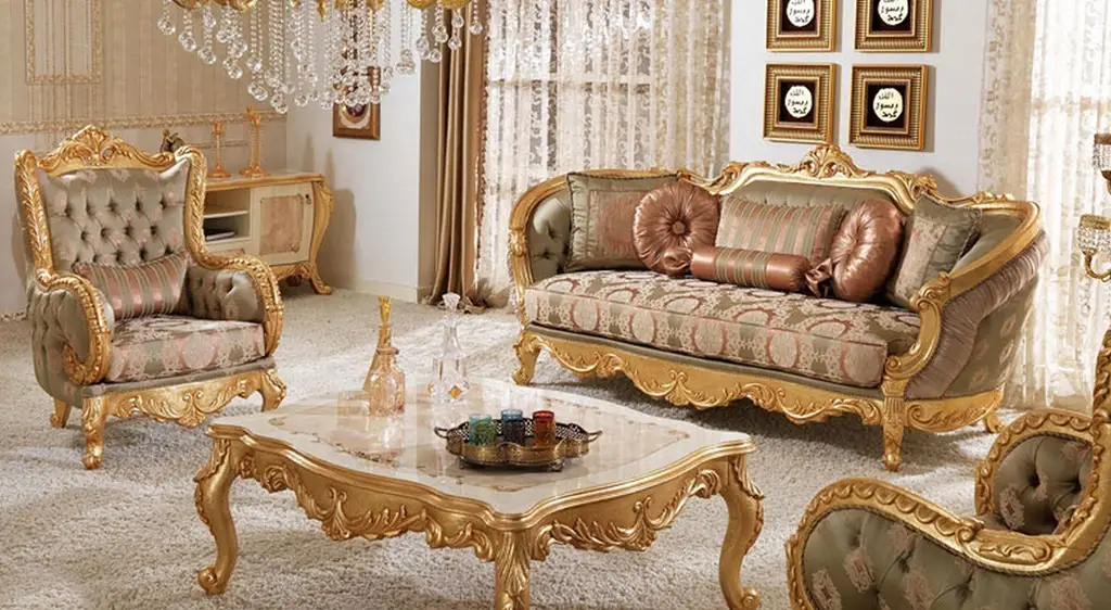 ویژگی‌های بارز مبلمان سلطنتی