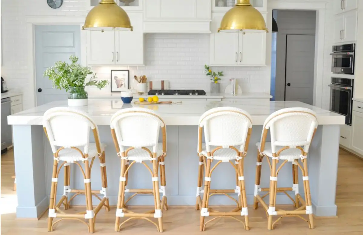 راز انتخاب بهترین صندلی اپن برای آشپزخانه شما 5 صندلی اپن