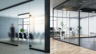 پارتیشن شیشه ای مات یا شفاف؟ کدام مناسب‌تر است؟